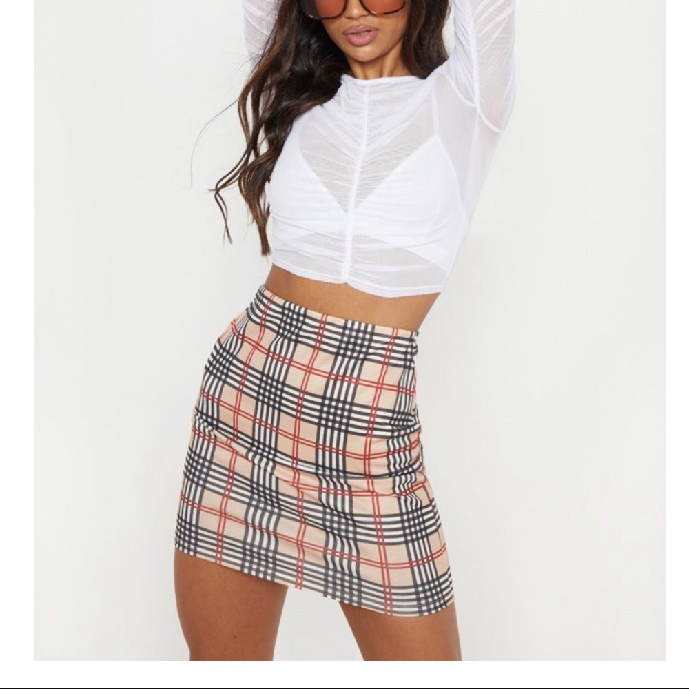 Pretty Little Thing plaid skirt